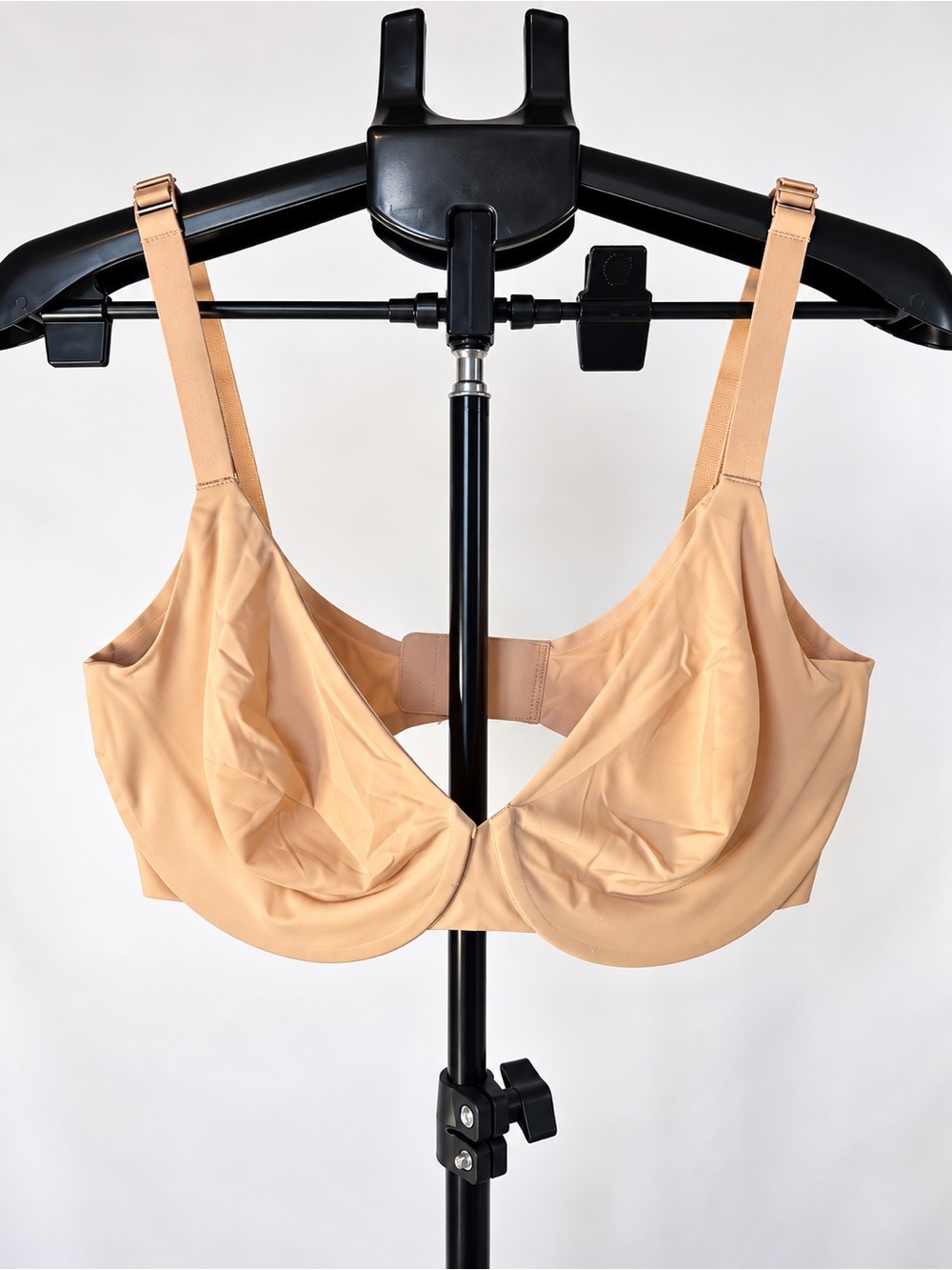 SKIMS Smoothing Unlined Full Coverage  Underwire Bra in Clay- NWOT